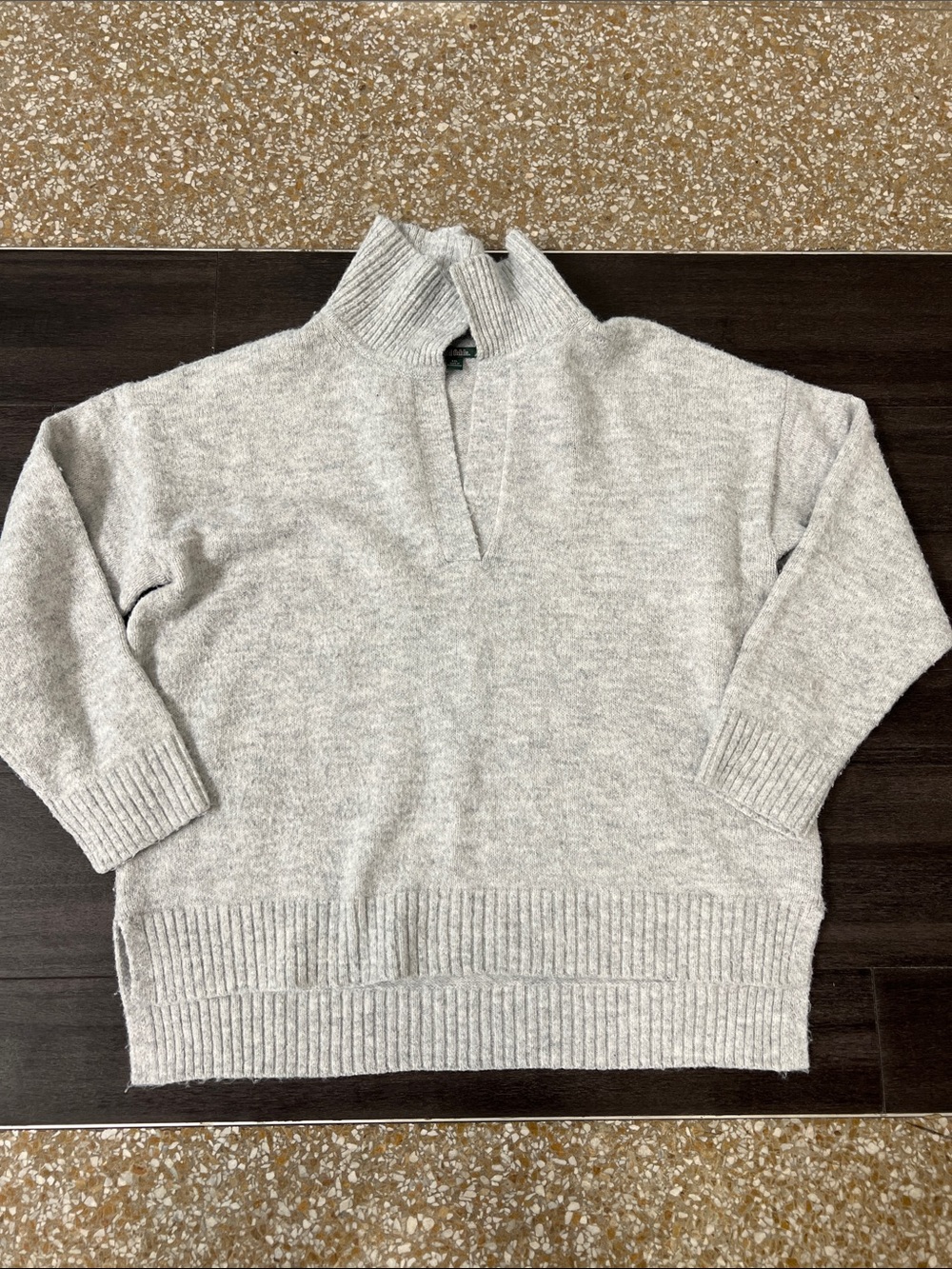 wild fable women’s  Light Gray Turtleneck Half-Zip Sweater